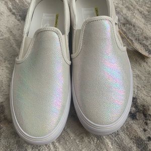 White opalescent vans